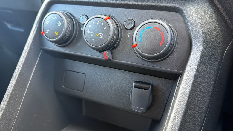 Dacia Sandero Stepway 1.0 TCe Essential 5dr Petrol Hatchback